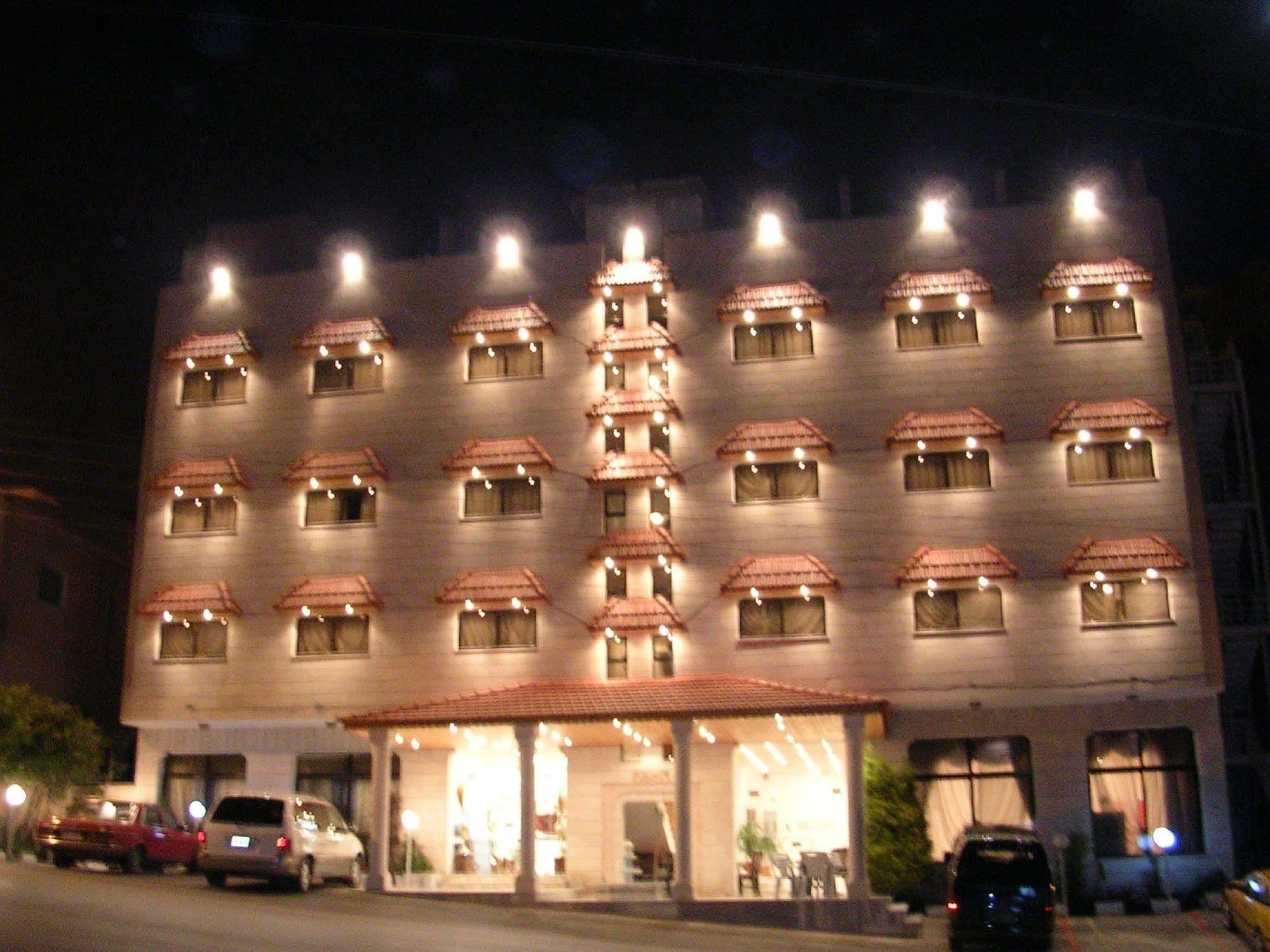 Sella Hotel Wadi Musa Exterior foto